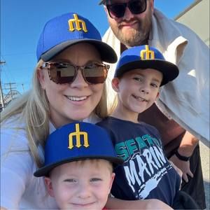 Meet your Posher, Caitlin